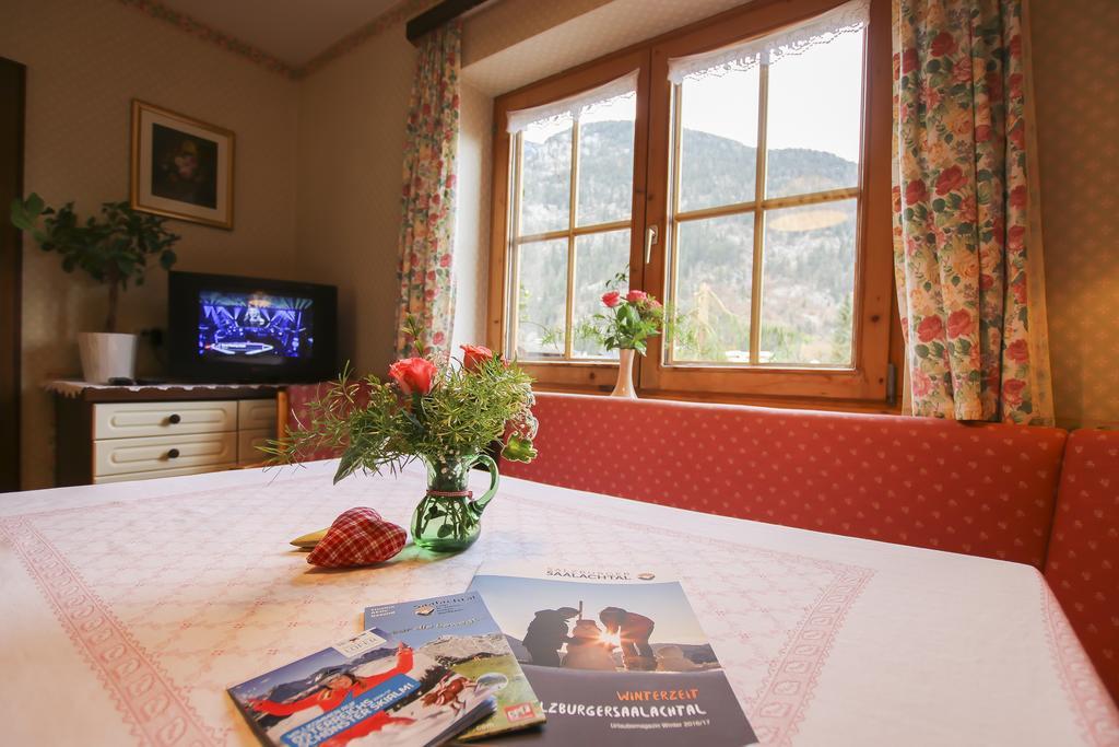 Hotel Haus Hohenwarter Lofer Exterior foto